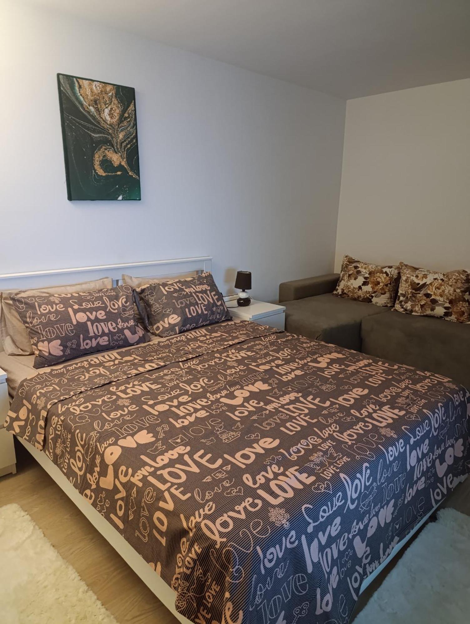 Garsoniera Rebecca Daire Tîrgu Ocna Dış mekan fotoğraf